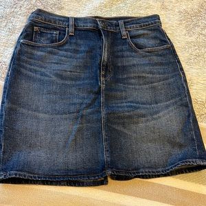 LIKE NEW Hudson LuLu denim skirt size 28